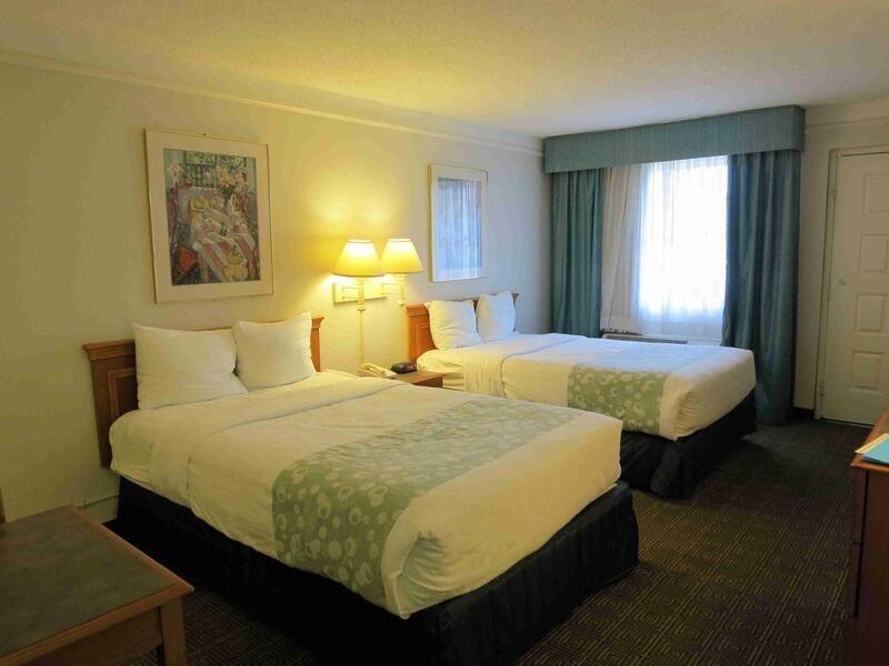 Hotel 6-dallas, Tx - Farmers Branch