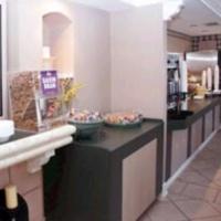 Hotel 6-dallas, Tx - 2*