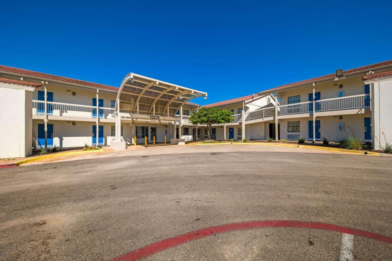 6-dallas, Tx - 2* Farmers Branch